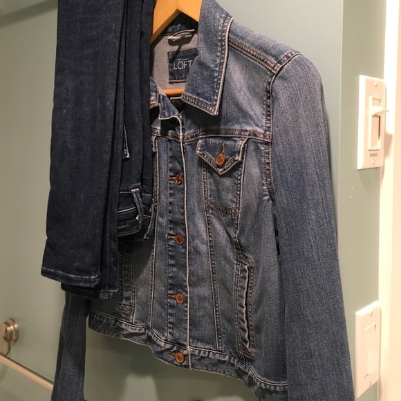 Ann Taylor LOFT - Stretchy Denim Jacket - Picture 9 of 10